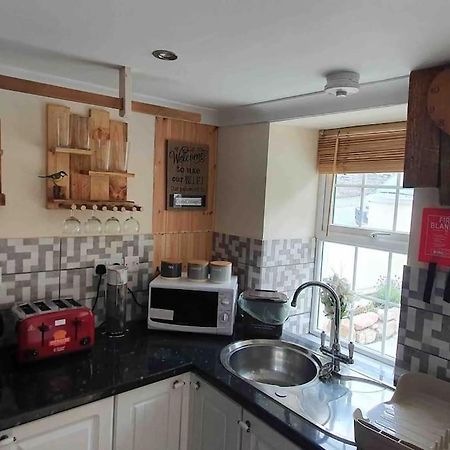 Cosy Cottage In Garnant Esterno foto